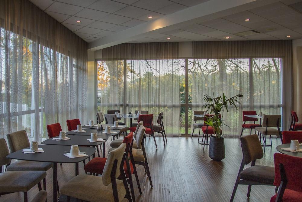 Oceania Quimper Hotel Exterior photo