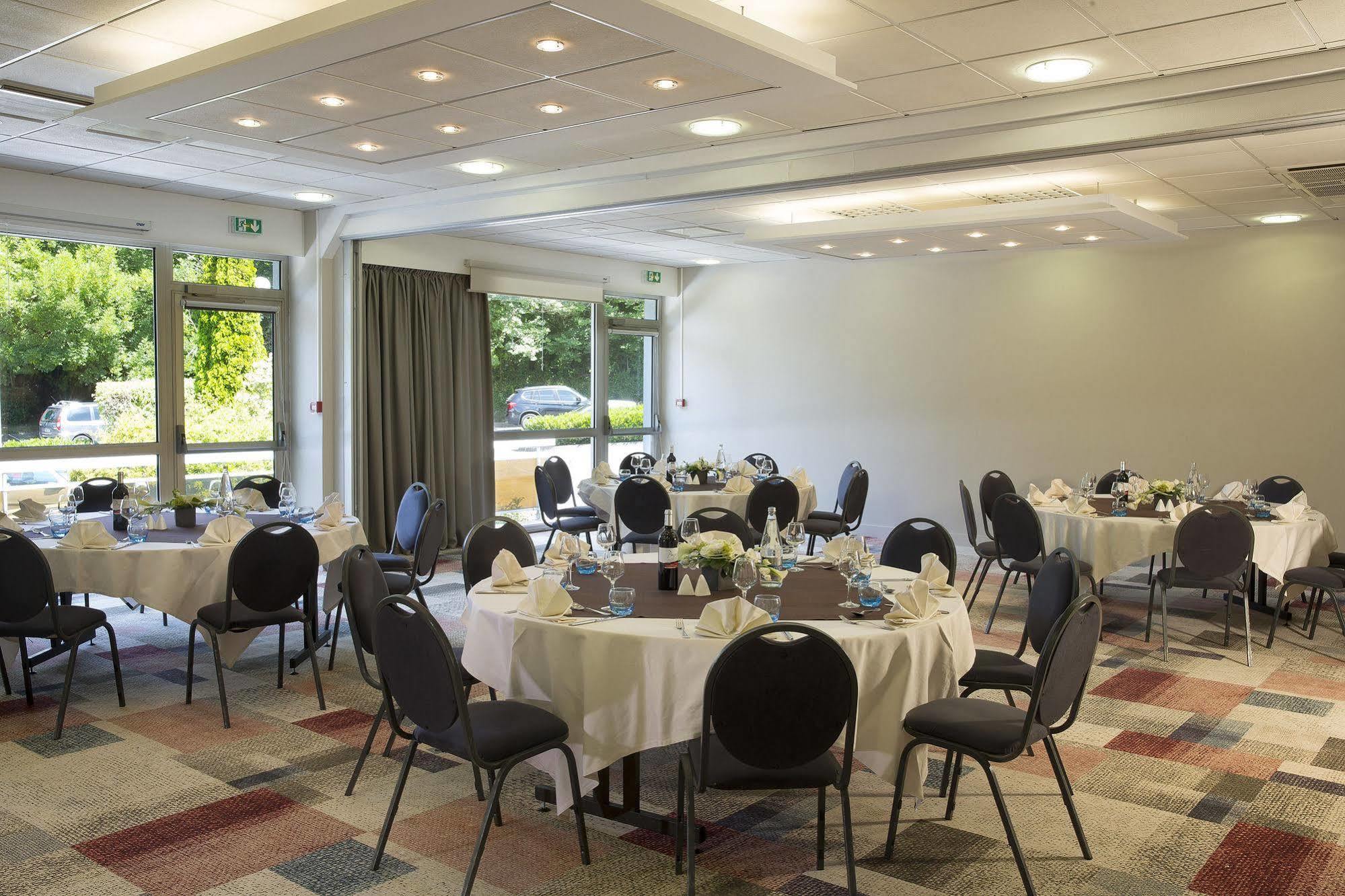 Oceania Quimper Hotel Exterior photo
